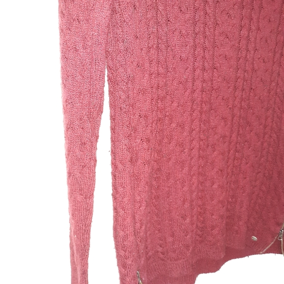 American Eagle Outfitters Sweater Size Medium - Picture 4 of 7